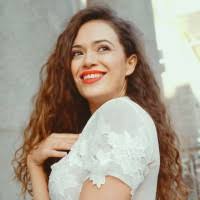 50+ "Chloe Noble" profiles