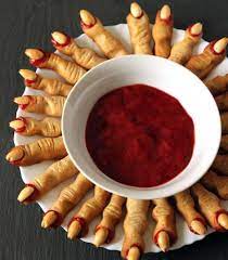 10 Spooky Clever Foods For Halloween Recettes Halloween Recette Halloween Apero Repas Halloween