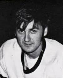 Player photos for the 1969-70 Braintree Hawks at hockeydb.com