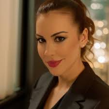 Alejandra Robledo's Instagram, Twitter & Facebook