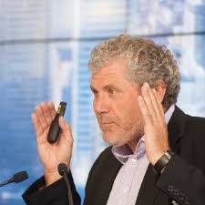 Ryan Fife's Instagram, Twitter & Facebook