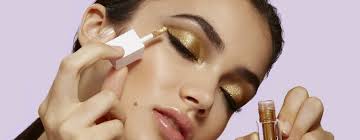 Do You Love The Glitter Eye Makeup? • Lara Lam Weddings