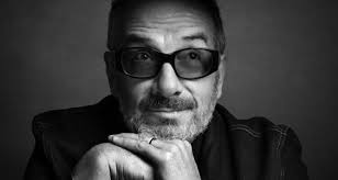 Makin Waves with Taylor Tote: Art of Solitude