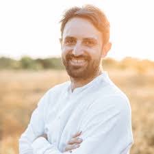 Camilla Flynn's Instagram, Twitter & Facebook