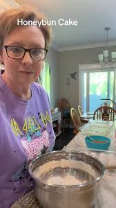 Per request, here’s my honey bun cake video once again! So delicious! #fyp  #creatorsearchinsights #fypシ゚viral #easy #delicious #cake #honeybun