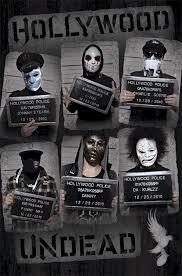 Hollywood Undead Is A Rap Rock Band From Los Angeles All Of The Band Members Use Pseudonyms And Wear Their Ow Hollywood Undead Hollywood Undead Masks Undead