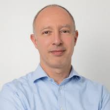 Saul Morris's Instagram, Twitter & Facebook