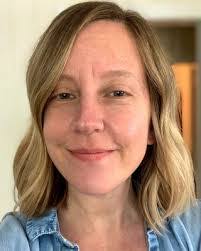 Erin Dryden's Instagram, Twitter & Facebook