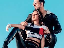 Akshay Kumar And Kiara Advani Shoot For A Song In Dubai Let us know in the comment section which movie are you excited the most for. akshay kumar and kiara advani shoot for