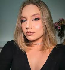 Laura Finger (@laurafinger_) • Instagram photos and videos