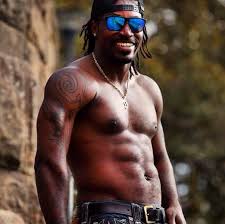 Chris gayle is the only batsman to have ever hit a six off the first ball of a test match. Chris Gayle Wife Age Batting Stats Record Ipl Universe Boss Tattoos