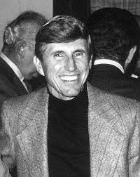 IN MEMORIAM: THOMAS RAYMOND HOWELL, 1924–2004