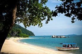 Not everyone wants to stay in kuala lumpur and many wish to stay at a beach. Pangkor Island Kuala Lumpur