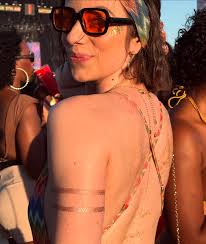 L I S A (@lisa.slzl) • Instagram photos and videos