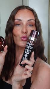 Tea to Tan by Terry How to Wear Woth Makeup