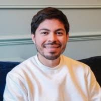 300+ perfiles de «Carlos Noe»