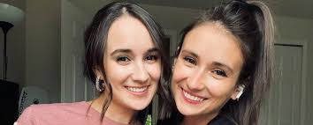 Miranda Ferris's Instagram, Twitter & Facebook