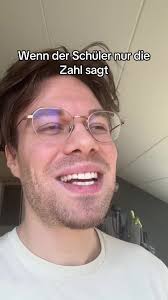 Alltagsgegenstände im Gespräch: Kartoffeln und Maiskolben