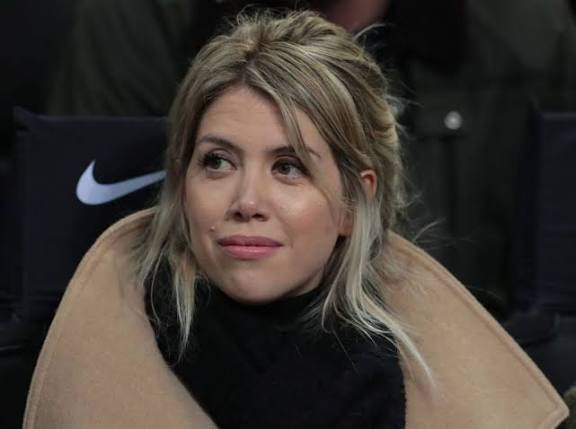 Agent/Wife Of Ex-Inter Captain Mauro Icardi Wanda Nara: "Thank You PSG"
