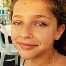 Happy 15th Birthday Misha🎉 🎂! From beautiful baby to impressive you lady,  you make us proud everyday. #❤️ #happybirthday #daughter #family #beautiful  @ Manhattan, New York