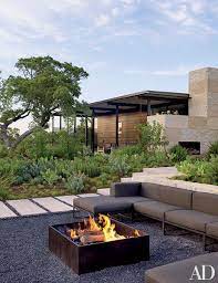 68 Outdoor Patio Ideas And Designs For Backyards And Rooftops Modern Backyard Landscaping Backyard Landscaping Designs Modern Backyard