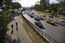 Lindsay east river park für das jahr 2021. Inside The Controversial Plan To Remake The East River Waterfront Curbed Ny
