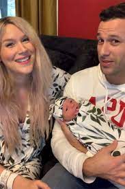 Joss Stone Welcomes Daughter Violet Melissa With Boyfriend Cody Daluz She S So Sweet People Com