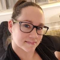 Tanya Easter's Instagram, Twitter & Facebook