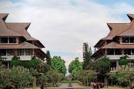 Cara mengundurkan diri dari pekerjaan via email selanjutnya adalah jangan lupa untuk berikan paragraf penutup dengan ungkapan terima kasih. Berapa Biaya Kuliah 5 Ptn Terbaik Indonesia Itb Ugm Ipb Its Dan Ui Halaman All Kompas Com