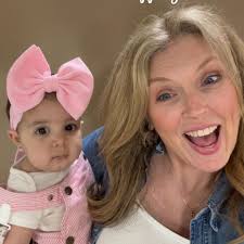 Looking for some ideas for wall decor for a girls dorm room. Her room  colors are pink, white, blue and gold. She is going to a small school so  doesn't want any