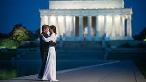 Watch director patty jenkins and castmates gal gadot, chris pine, pedro pascal, and kristen wiig giggle and love each other for 12 minutes.subscribe to ew ►►. Alasan Sebenarnya 1984 Dipilih Jadi Latar Sekuel Wonder Woman