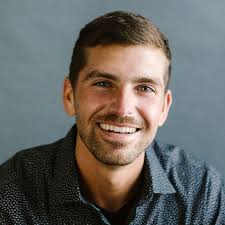 Alex Beltran's Instagram, Twitter & Facebook