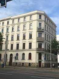 Das begehrte leipziger viertel bildet das größte gründerzeitflächendenkmal deutschlands und liegt genau zwischen dem historischen stadtzentrum und dem auwald. 2 Zimmer Wohnung Zu Vermieten Waldstrasse 11 04105 Leipzig Zentrum Nordwest Mapio Net