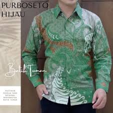Baju gamis pria warna hijau hijabika com bagi kamu yang sedang mencari informasi seputar harga spesifikasi kupon diskon dengan harga jual baju koko pria kemeja koko busana muslim kode. Purboseto Hijau Kemeja Batik Pria Dasar Hijau Lapis Furing Katun Primisima Kemeja Pria Lengan Panjang Fashion Batik Solo Eksklusif Terbaru Agustus 2021 Harga Murah Kualitas Terjamin Blibli