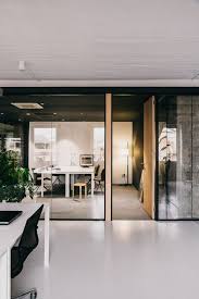 Galeria De Cloud Coworking Mesura 3 Office Design Inspiration Coworking Office Contemporary Office