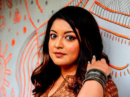 Ganesh Acharya: MeToo row: Tanushree Dutta urges Bollywood to boycott  Ganesh Acharya after fresh allegations surface - The Economic Times