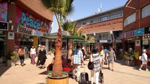 Patronato metro station is situated 130 metres west of bbce. Vista Calle 1 Fotografia De Barrio Patronato Santiago Tripadvisor