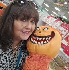 This is such a beautiful place in Southport to watch the Sunset and have a  drink! 🌊 🍻📍The Lakeside Inn, Marine Lake, Southport PR9 0EA