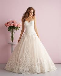 Prenses Model Gelinlik 2020 Straplez Kalp Yaka Etekleri Dantelli Allure Bridal Dantel Gelinlik Gelin Elbisesi