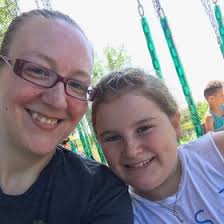 Ella Whitman (ellarwhitman)