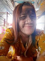 The World's Hairiest Girl Is Now Grown Up, Happily Married and Rocks Her  New Style After Shaving