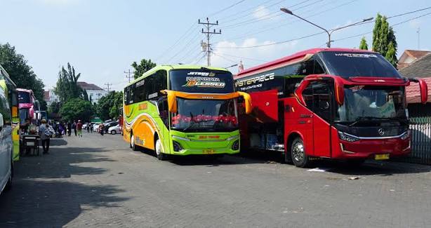 bus Pariwisata Tidak Boleh parkir di parkiran jalan Senopati jogja
