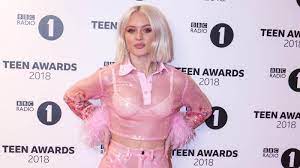 Zara larsson had signed up for a contractual agreement for a period of three years with epic records, in. Zara Larsson Neuer Song Fuhrt Zu Reibereien Mit Ihrem Freund