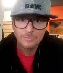 Zak Bagans extends contract for multiple seasons