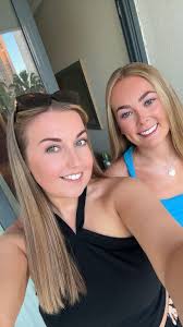 Last night out in Beni for us two, always go to the same bars so we need  recommendations 😘😘