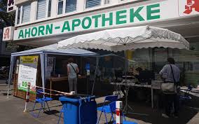 Die apotheken bekommen für das ausstellen des digitalen impfpasses jeweils 18 euro. R7z3dy0qo8npym