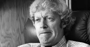 Murmurs: Independent Candidate Drops Governor's Race Bombshell