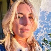 300+ "Sacks" profiles