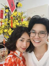 Cuộc sống vợ chồng son của Ngô Thanh Vân và chồng Việt kiều