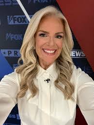 Fran Hardy's Instagram, Twitter & Facebook